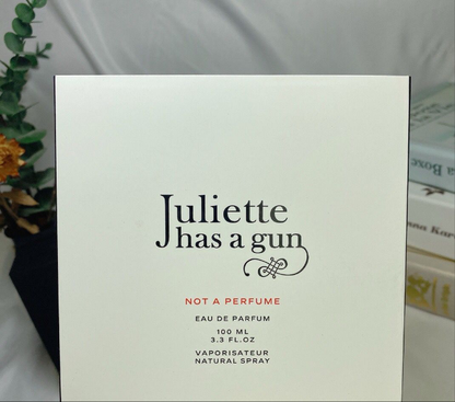 Juliette Has A Gun. Juliette has a gun. 100ml, Not a perfume