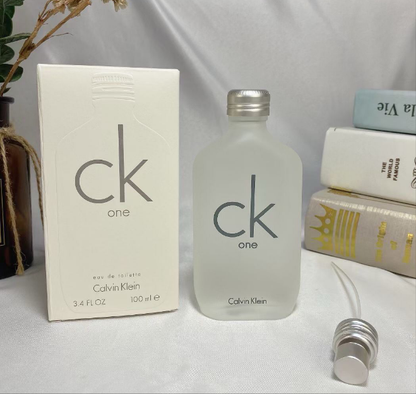 Calvin Klein Calvin Klein White CK ONE Unisex Perfume for Men/Women 100ML